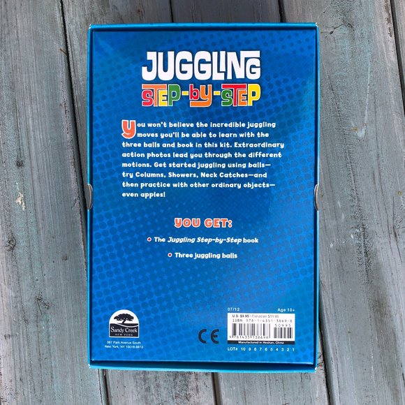 Juggling Step-By-Step Kit: Book by Bobby Besmehn & Three Juggling Balls - Picture 3 of 5